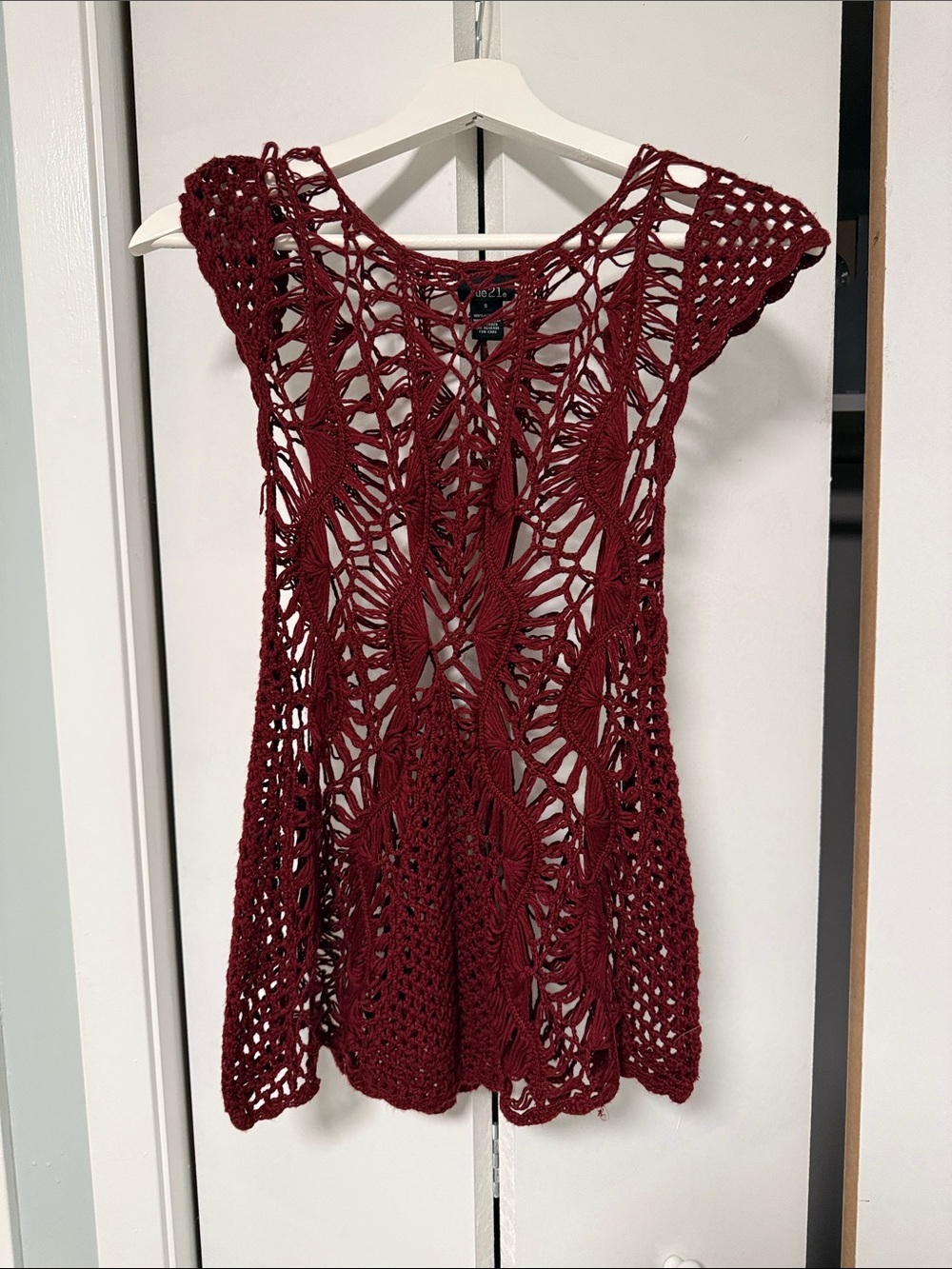 Rue21 Wine Crochet Lace Tunic Tank